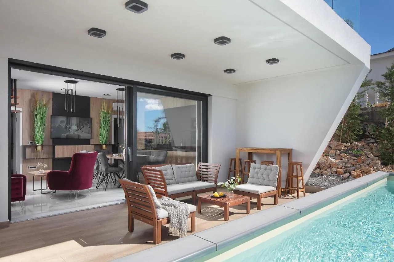 Villa Spa Deck 1, Deck 2, Deck 3 Dramalj
